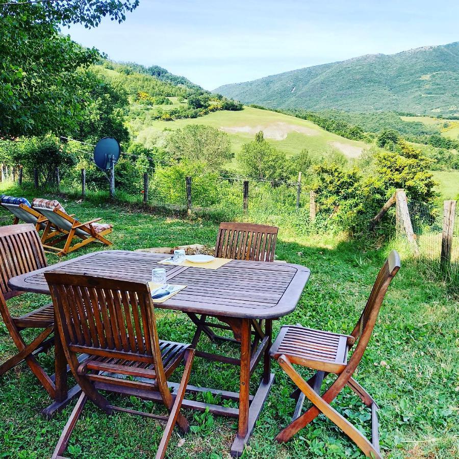 Agriturismo Il Covo Del Solengo Valtopina Exterior foto